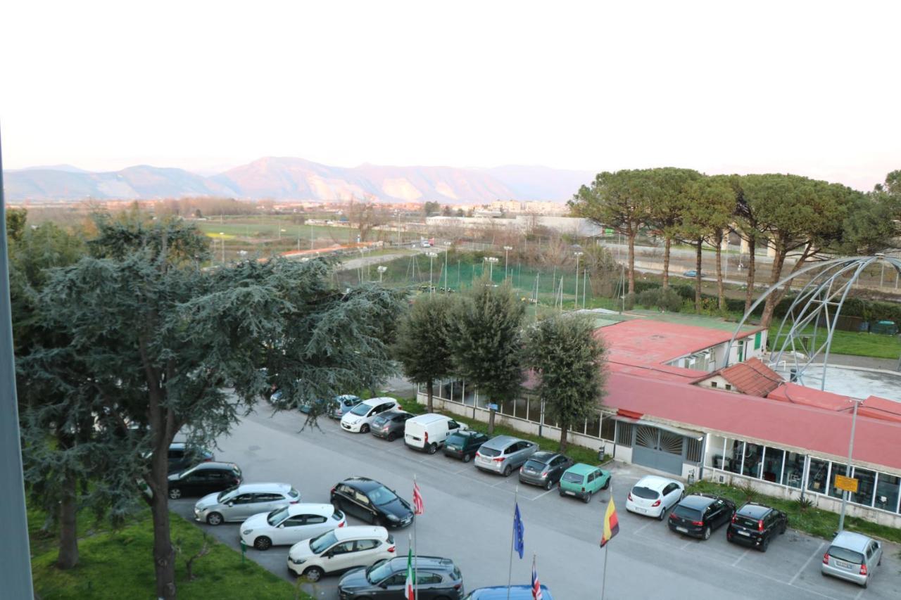 Hotel Quadrifoglio Castello di Cisterna Buitenkant foto